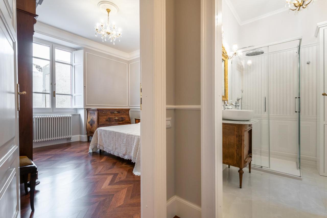 Regina Elena - Antica Dimora, Bastione S. Remy Apartment Каляри Екстериор снимка